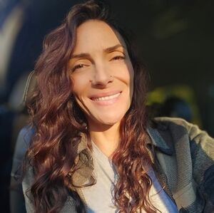 Meet your Posher, Lauren